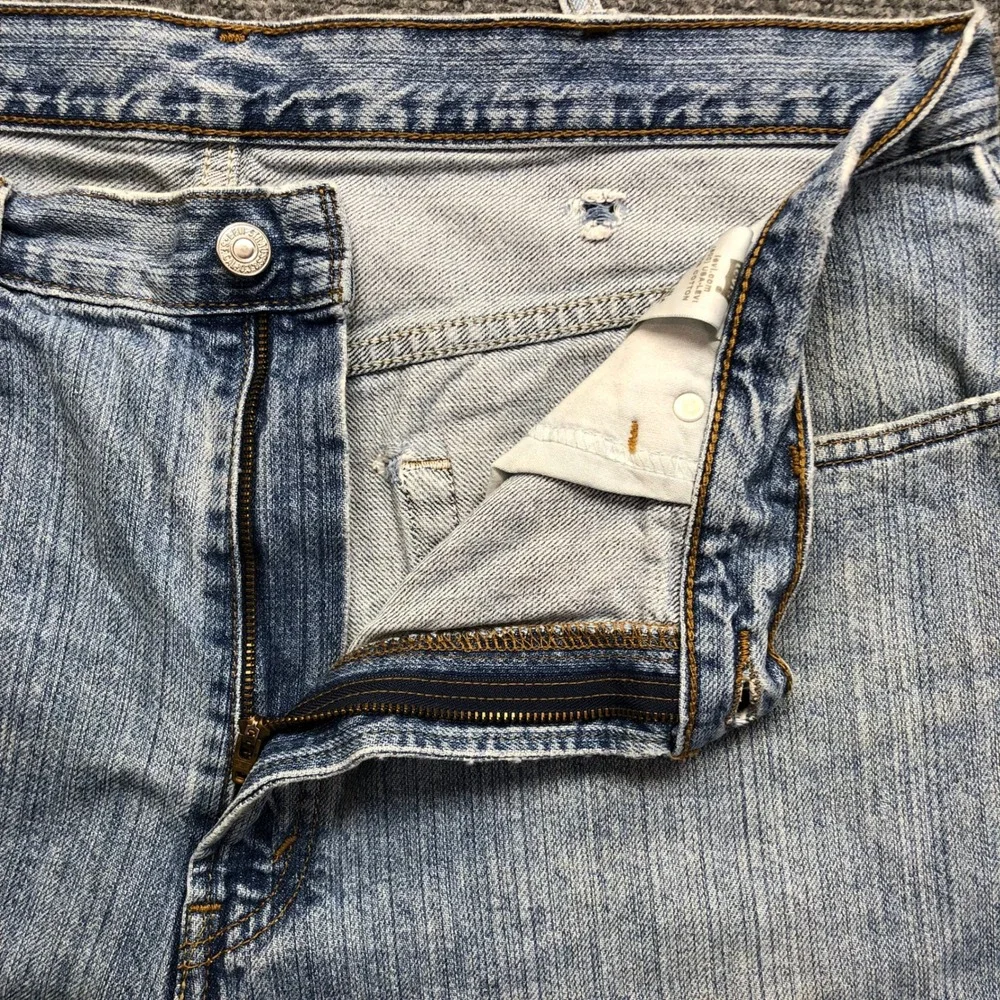 Baggy Levis 550 Denim Shorts Mens 38 Light Wash Blue Cotton Jean Shorts